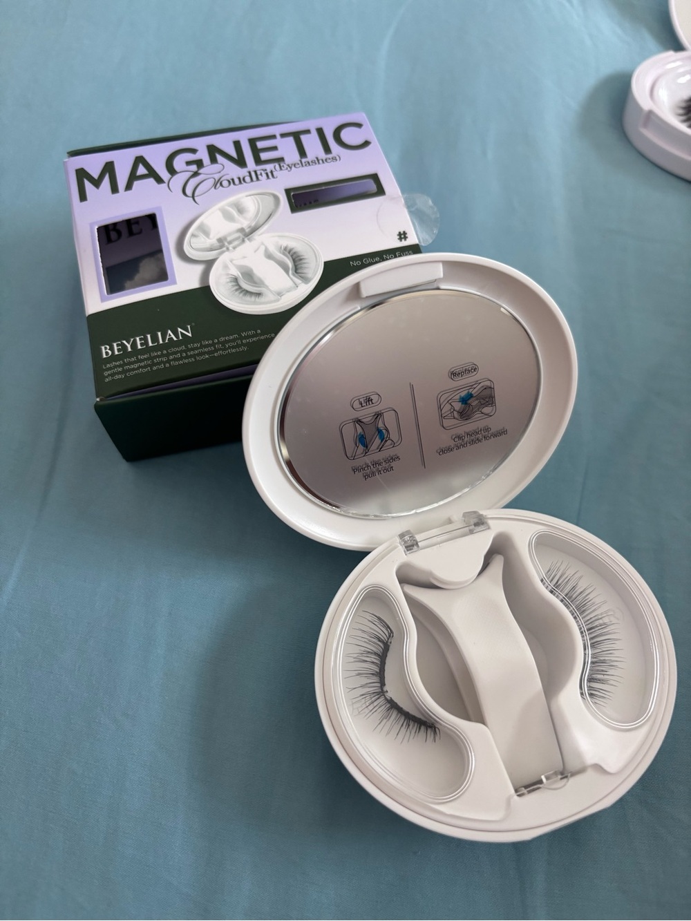 BEYELIAN Magnetic False Lashes Kit — White Compact with Black Lashes